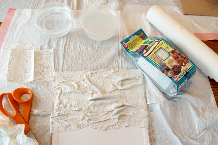 Download the free lesson plan for sand and sea dimensional art.  It's a wonderful project for all ages of students.